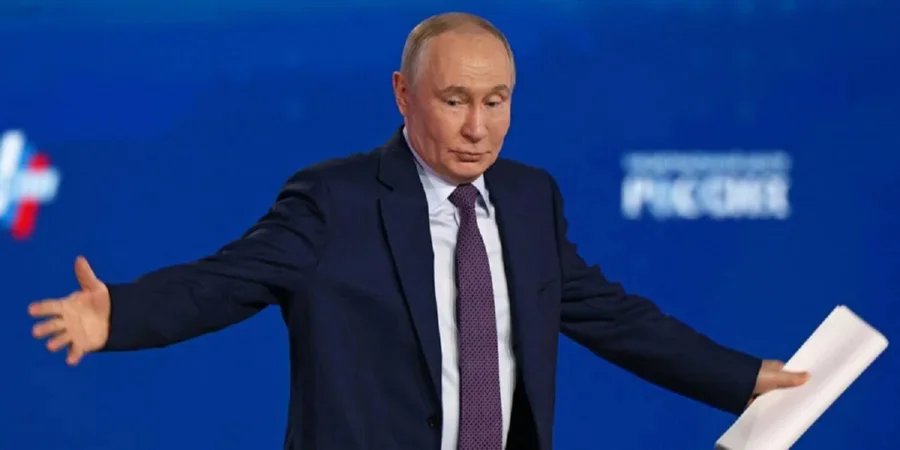 Путін загнав Росію в боргову пастку. Війна проти України остаточно добиває економіку агресора Путін загнав Росію в боргову пастку. Війна проти України остаточно добиває економіку агресора