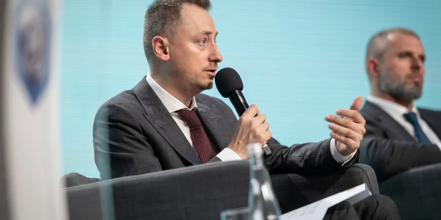 Конкурсний відбір — занадто складно. Кабмін хоче створити «міністерство наглядових рад» зі своїм кадровим резервом Конкурсний відбір — занадто складно. Кабмін хоче створити «міністерство наглядових рад» зі своїм кадровим резервом