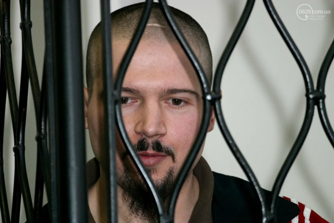 «Карав тих, хто з мене знущався». Український боксер став серійним убивцею: серед його жертв була 12-річна дівчинка «Карав тих, хто з мене знущався». Український боксер став серійним убивцею: серед його жертв була 12-річна дівчинка