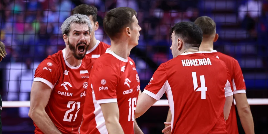 Розгром у вирішальній партії: Польща захистила титул чемпіона Європи з волейболу, здолавши у фіналі Францію — відео Розгром у вирішальній партії: Польща захистила титул чемпіона Європи з волейболу, здолавши у фіналі Францію — відео