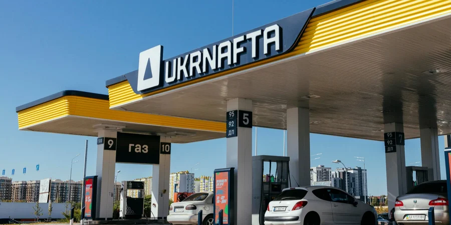 За підтримки Сил оборони України. Як мережі захищають АЗС, персонал і клієнтів від обстрілів За підтримки Сил оборони України. Як мережі захищають АЗС, персонал і клієнтів від обстрілів