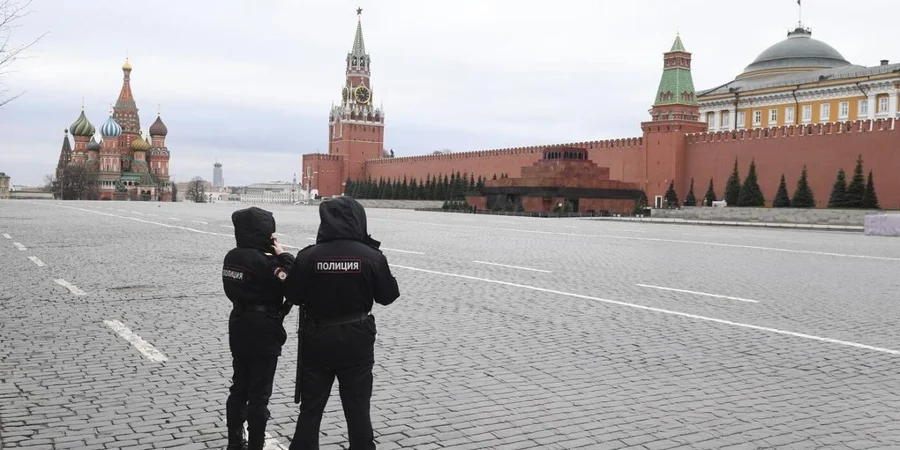 «Живемо гірше, ніж худоба». Близький союзник РФ завіз в Росію під виглядом студентів 36 тисяч трудових мігрантів «Живемо гірше, ніж худоба». Близький союзник РФ завіз в Росію під виглядом студентів 36 тисяч трудових мігрантів