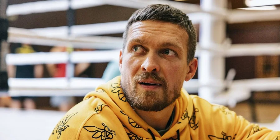 &laquo;Хоче насолодитися&raquo;. Промоутер Джошуа назвав наступного суперника Усика після його відмови від чемпіонських поясів  