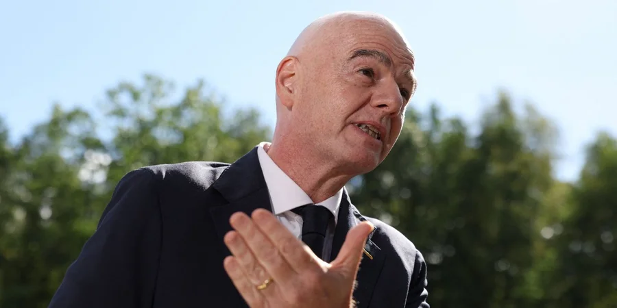 &laquo;Король голий&raquo;: Чеферін різко розкритикував Інфантіно через план ФІФА  