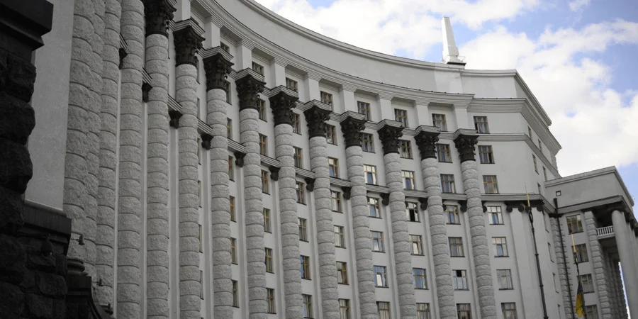 Україна розглядає заміну військового збору після війни податком на відбудову Україна розглядає заміну військового збору після війни податком на відбудову