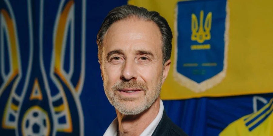 &laquo;Посідає особливе місце в&nbsp;серці&raquo;. Тренер збірної Мальдера привітав українців із Днем Незалежності  